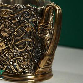 Литой подстаканник с уникальным рисунком и брендированием для Лаборатории Касперского